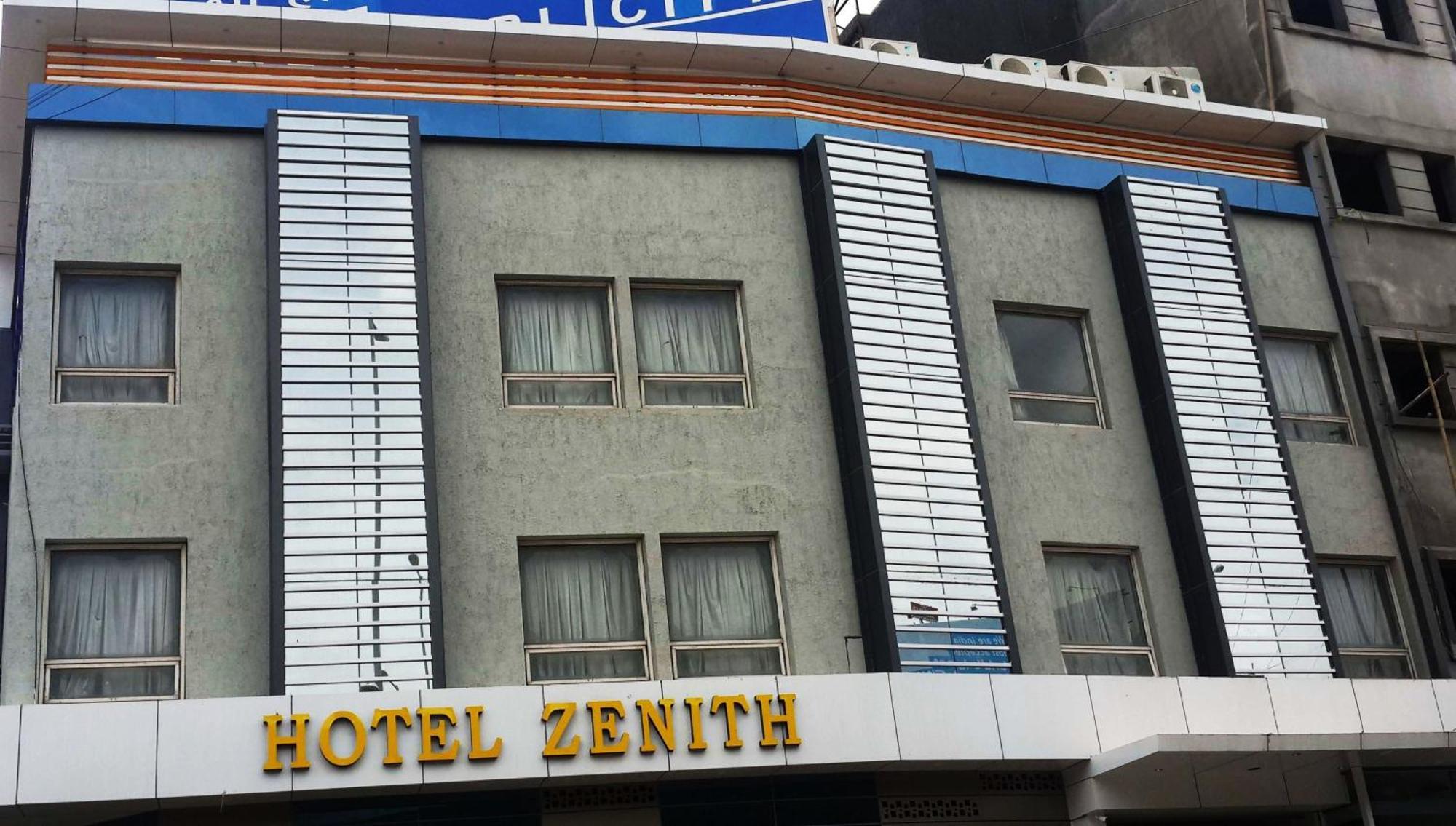 Hotel Zenith Σουράτ Εξωτερικό φωτογραφία