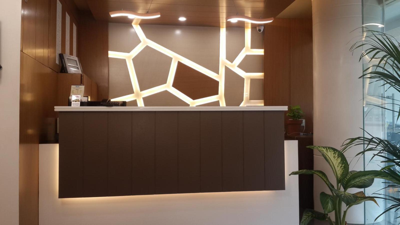 Hotel Zenith Σουράτ Εξωτερικό φωτογραφία